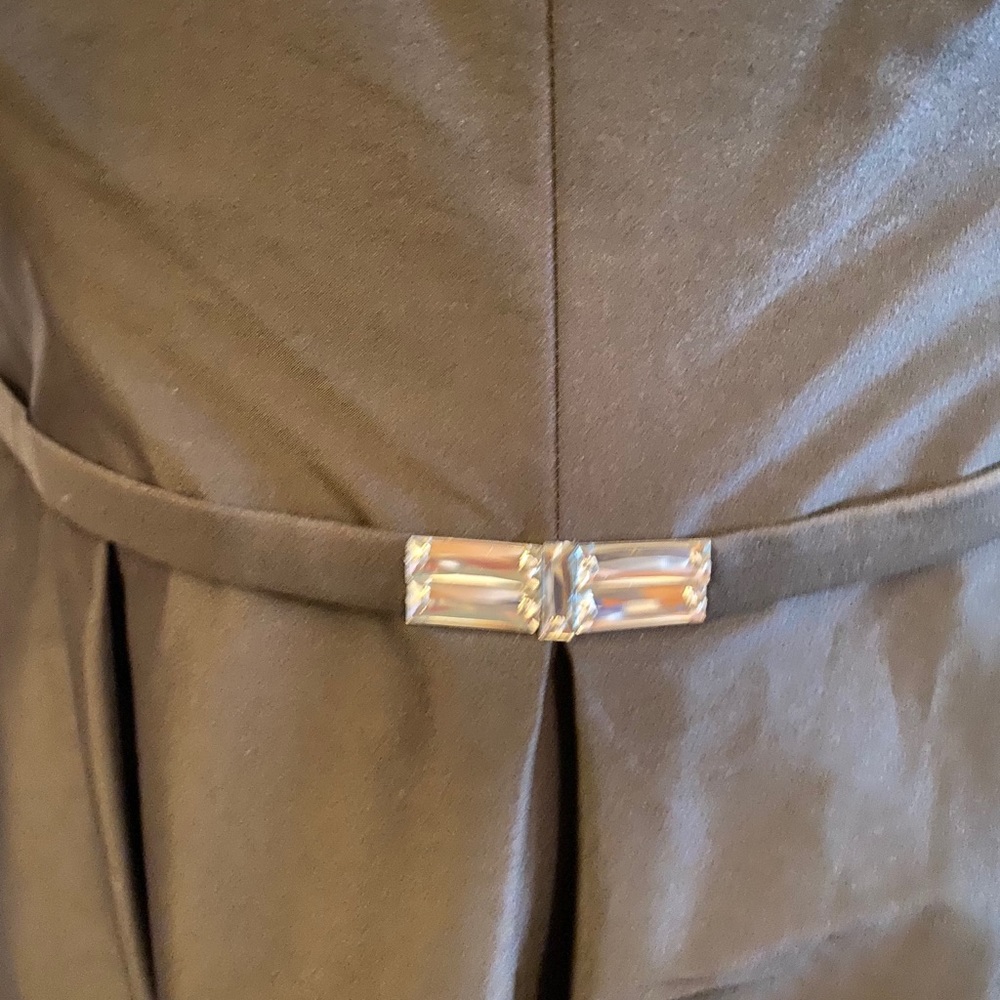 NWT! Size 12 Sleeveless Evan-Picone party dress. - Picture 2 of 5